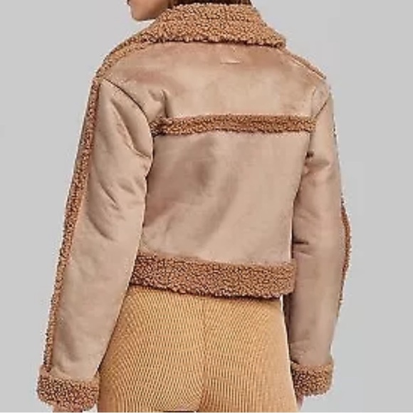 Women's Faux Shearling Jacket - Wild
Fable Brown XXL - Picture 3 of 3